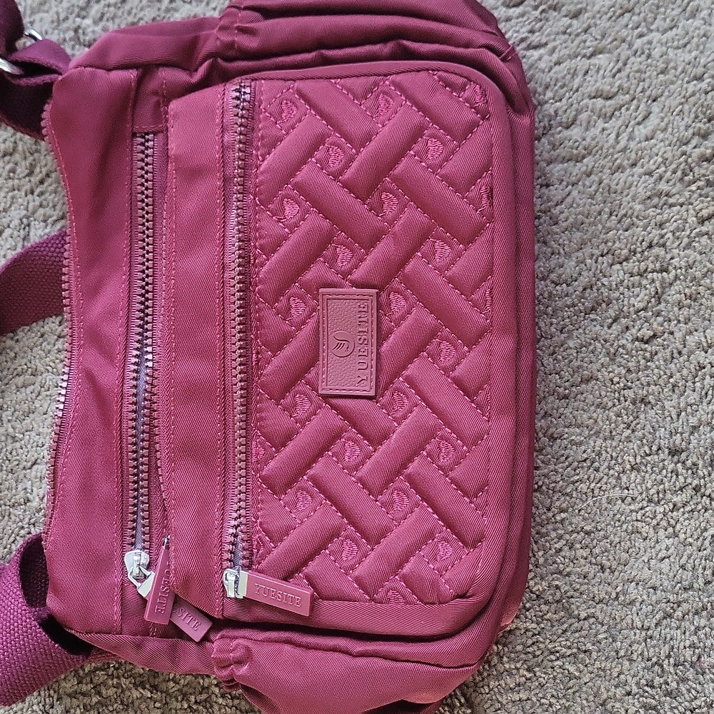 Yuesite Purse